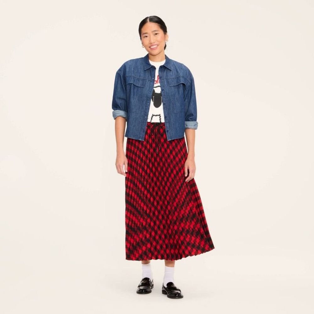 Women's Button-Down Long Sleeve Collared Utility Shirt - Dark Wash Denim S
